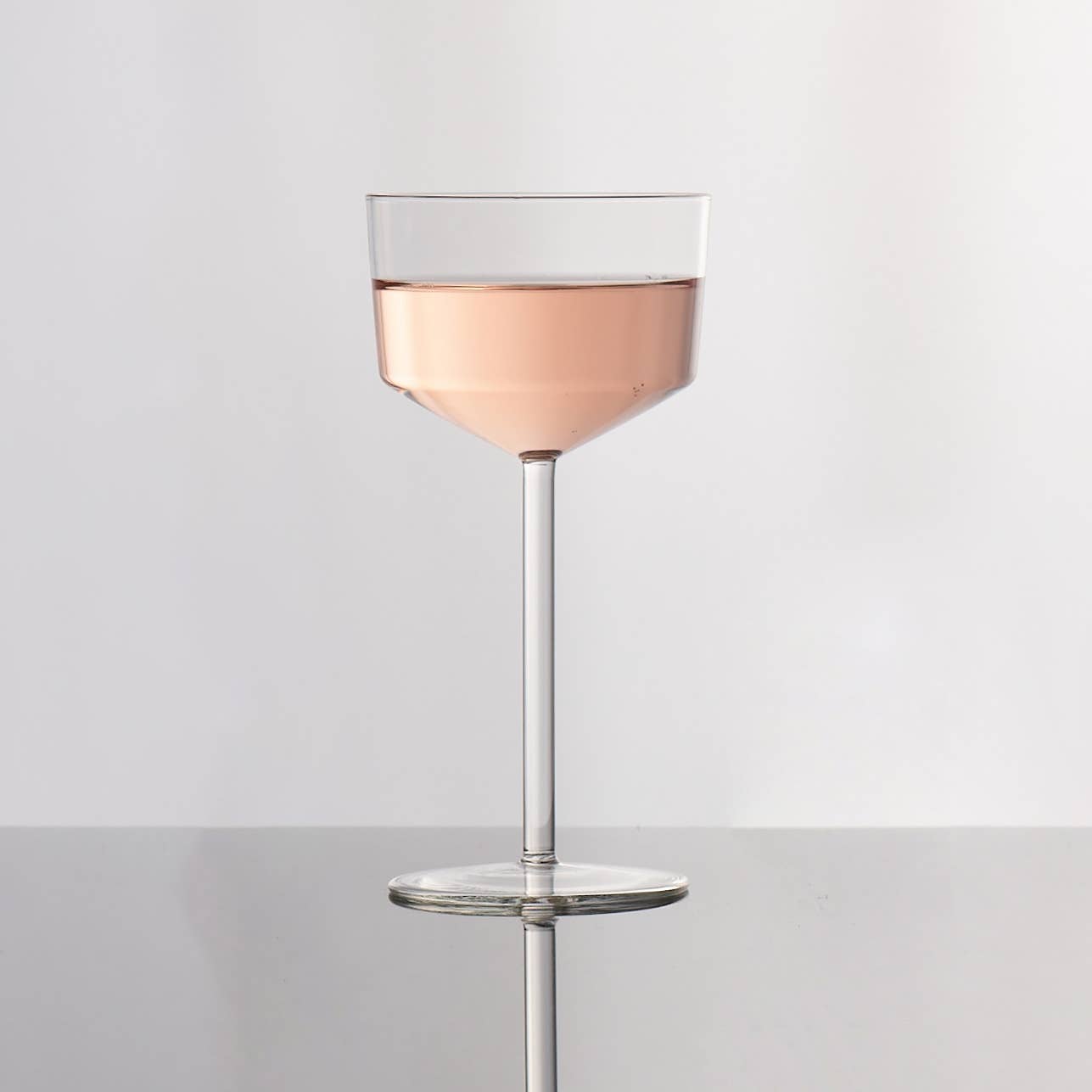 Juniper Small Red / Everyday Wine / Cocktail Glass